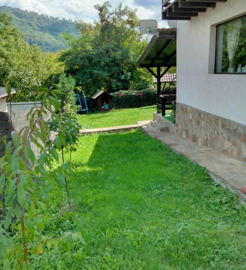 Vila Roxana Pangarati Экстерьер фото