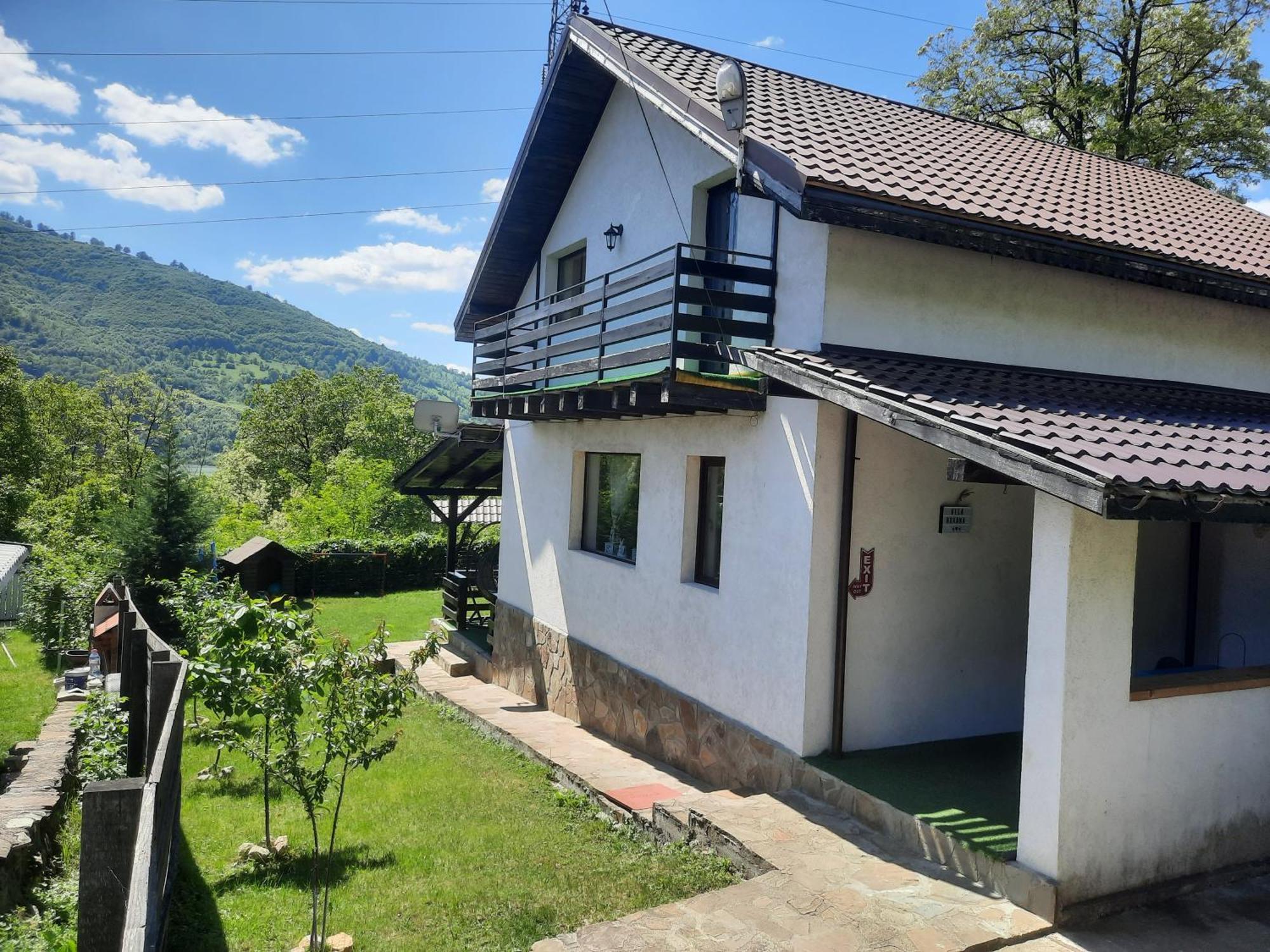Vila Roxana Pangarati Экстерьер фото