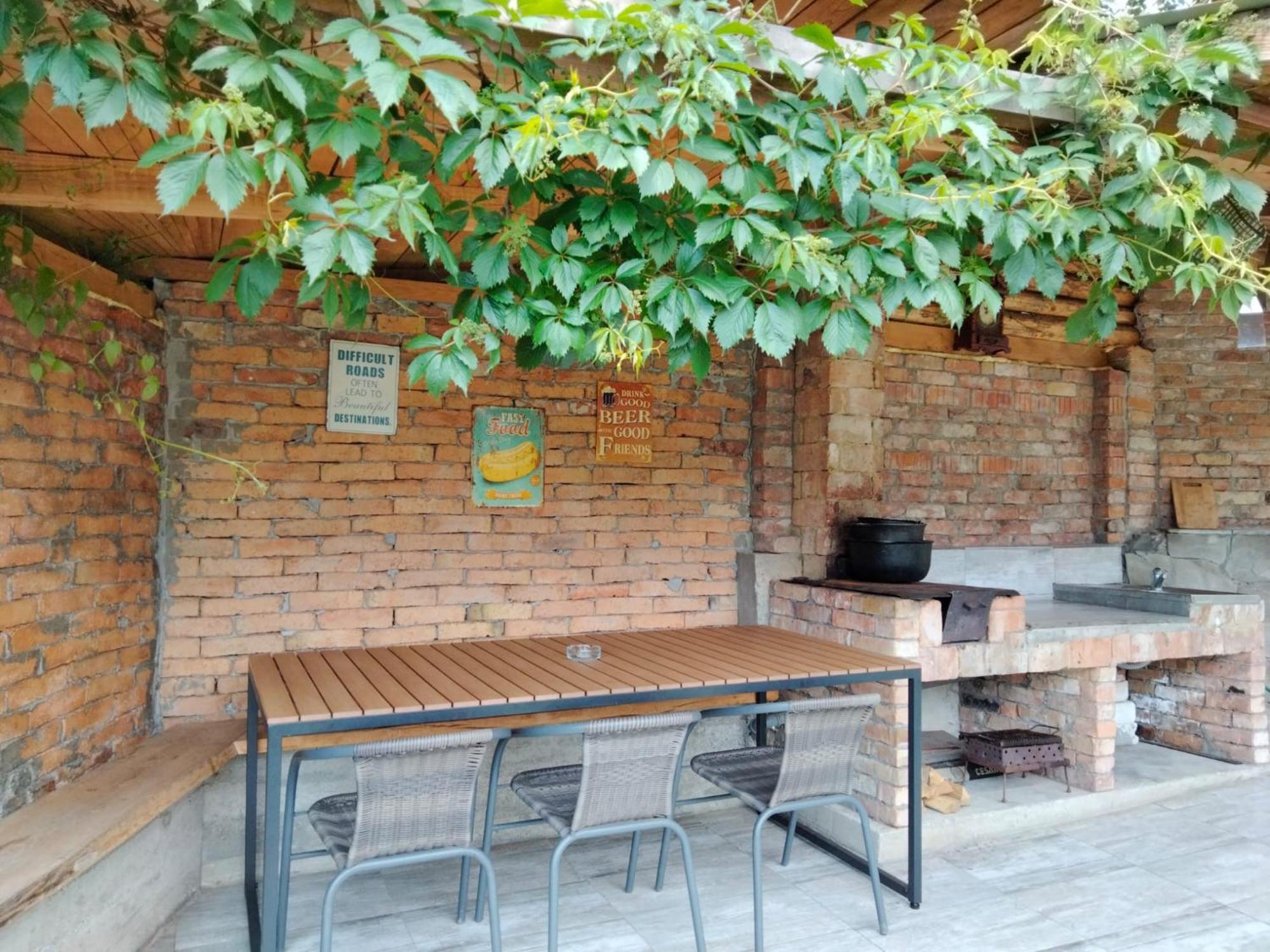 Vila Roxana Pangarati Экстерьер фото