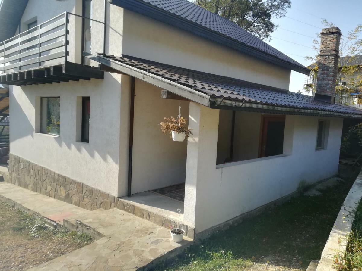 Vila Roxana Pangarati Экстерьер фото