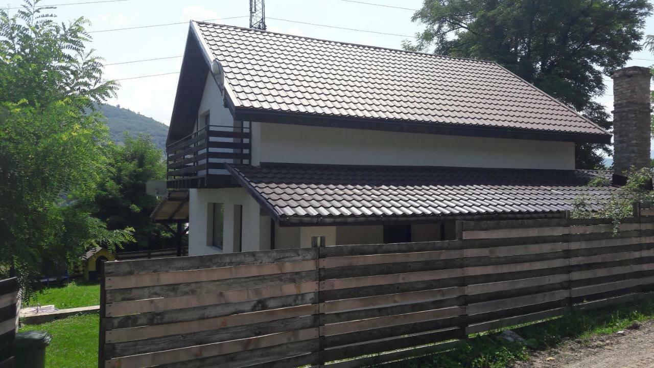 Vila Roxana Pangarati Экстерьер фото
